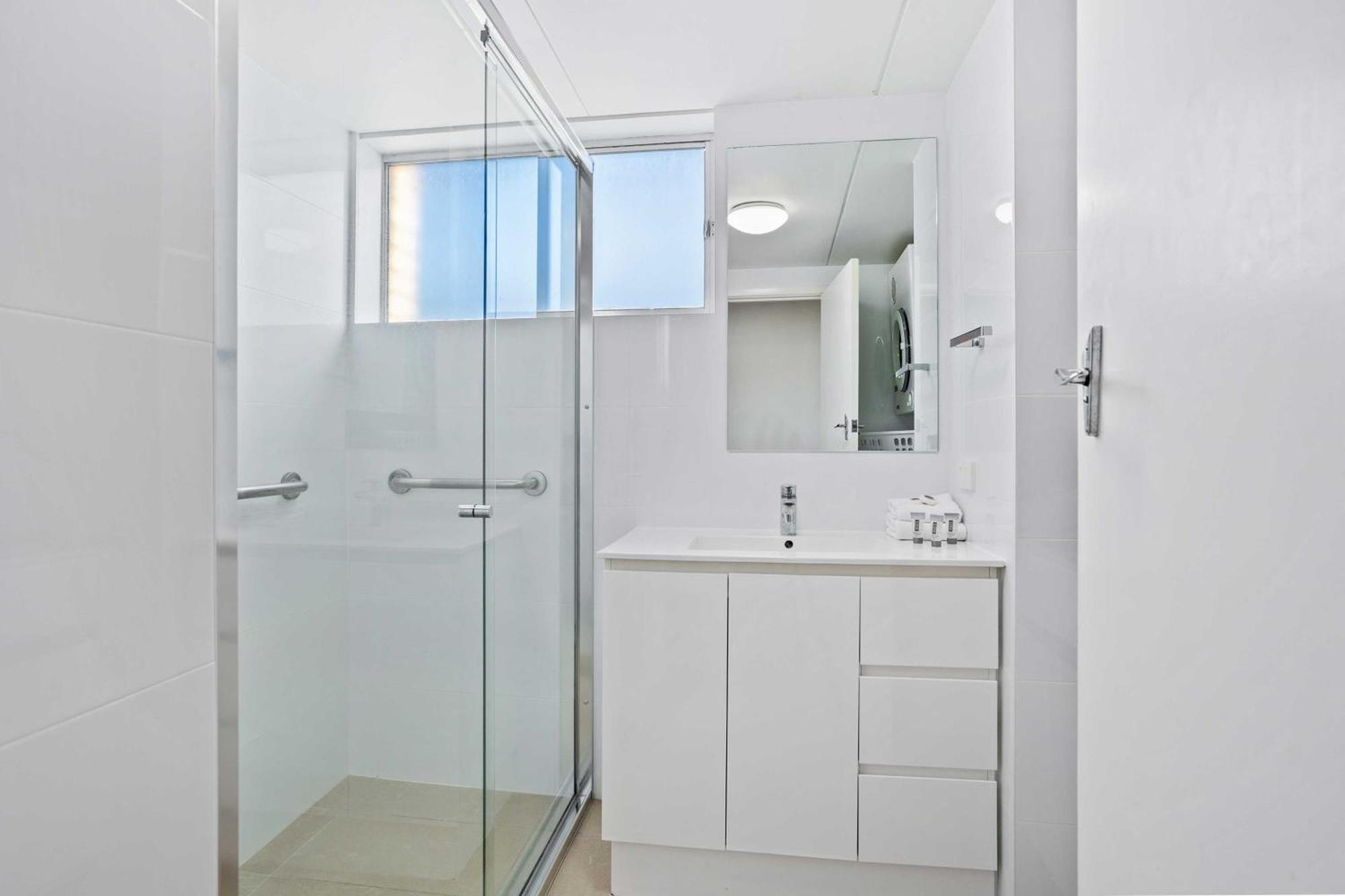 Goodwin Towers - Hosted By Burleigh Letting Apartment Gold Coast Exterior photo